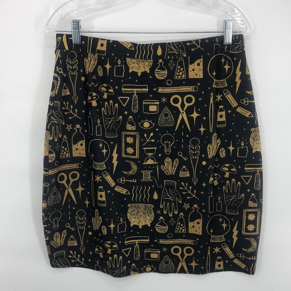 🧨5 for $25 sale🧨 Black Skirt with Science Theme Print sz L - Picture 1 of 3